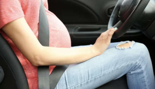 Jak na odškodnění poranění v těhotenství v důsledku dopravní nehody?